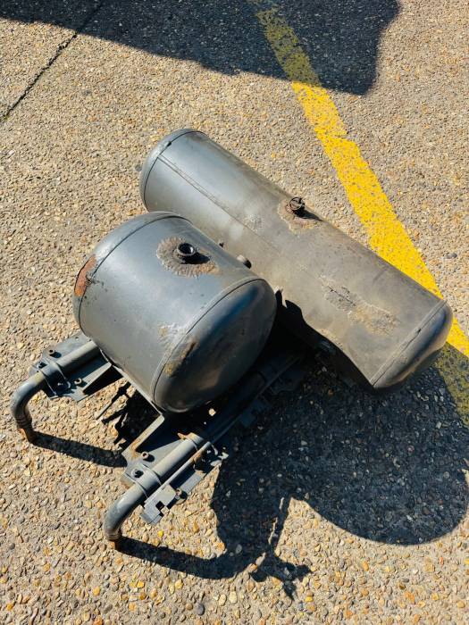 DAF XF106 Air Tank Assembly 1907802 2007160 Frauenthal Used view 7