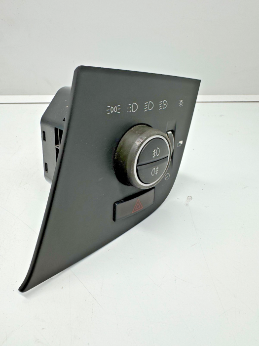 Volvo FH4/FM4 light control switch panel 21762241 22154333 16290079 Euro 6 Used view 7