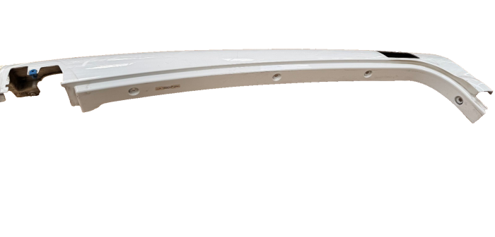 Man TGX/TGS Windscreen Pillar Trim LH 81624100195 81624100217 White Used view 2