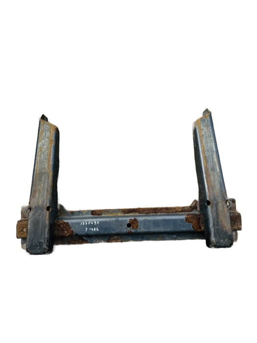 DAF XF106 Chassis Frame Support Bracket 1975490 2147716 1975490 Steel OEM Used view 3