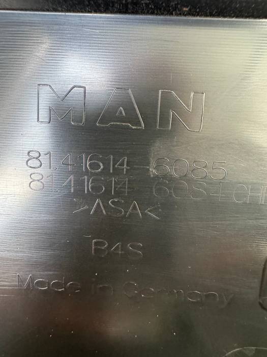 MAN TGX Euro 6 Radiator Grille OEM 81416146085 81.41614‑6085 Truck Front Grille view 2