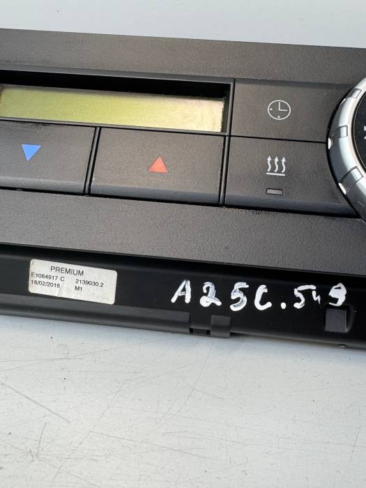Mercedes Actros MP4 Climate Control Panel A9604468128 2139030.2 E1064917C Used view 3