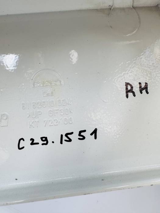 MAN TGA/TGX RH Cab Corner Side Spoiler 8162910024 KT722/00 White OEM Used
