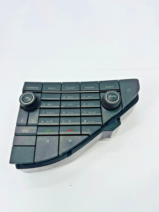 Volvo FH4 Radio Switch Panel 22131047 21253104 Multimedia Control Unit Used view 3