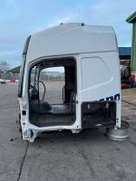 Volvo FH4 Globetrotter XL Bare Cab Shell 21991581 Euro 6 Used view 4