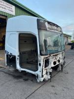 Volvo FH4 Globetrotter XL Bare Cab Shell 21991581 Euro 6 Used view 8