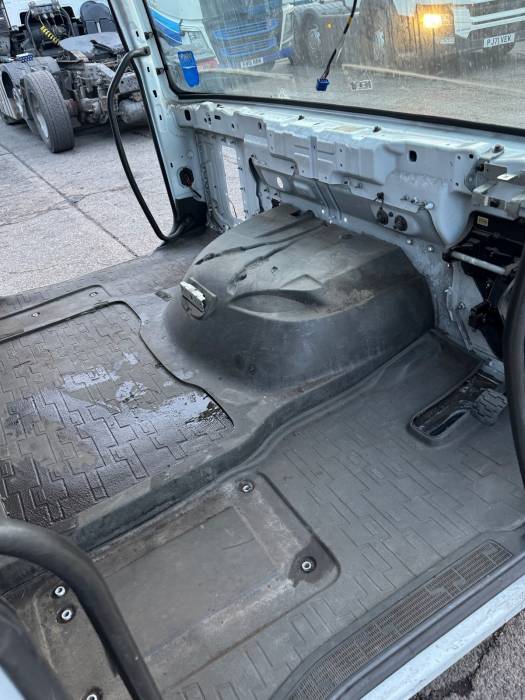 Volvo FH4 Globetrotter XL Bare Cab Shell 21991581 Euro 6 Used view 9