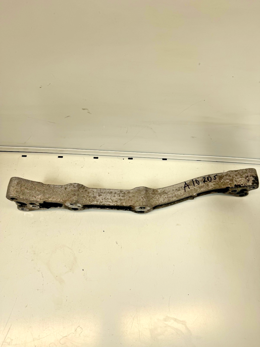 MAN TGX/TGS Rear Step Bracket LH/RH 81615110025 81.61511-0025 Euro 6 Used view 3