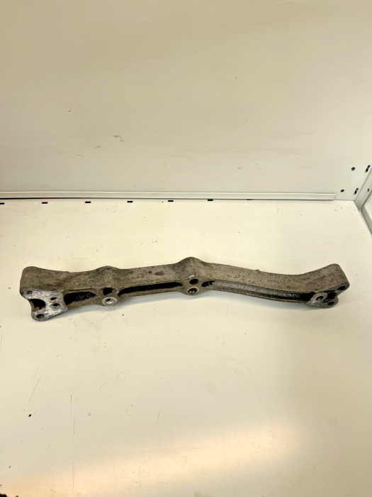 MAN TGX/TGS Rear Step Bracket LH/RH 81615110025 81.61511-0025 Euro 6 Used view 5