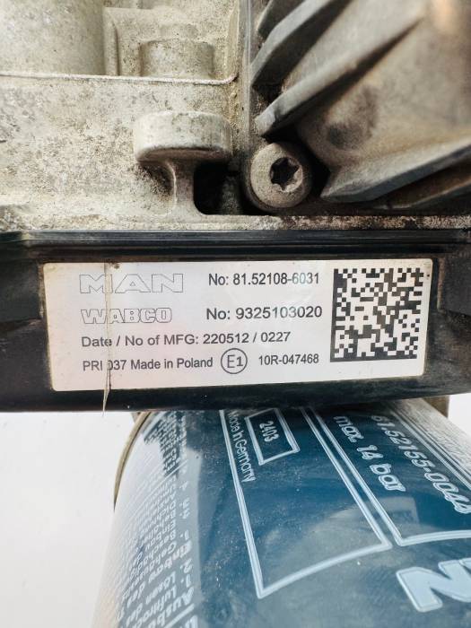 MAN TGX/TGS Air Dryer E-APU2 Wabco 81521086031 9325103020 9325103000 Euro 6 view 6
