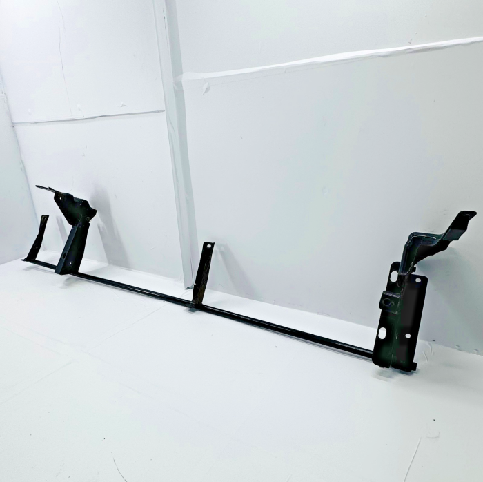 MAN TGX/TGS Cabin Roof Spoiler Bracket 81629105196 81629104272 RH Euro 5/6 Used view 4