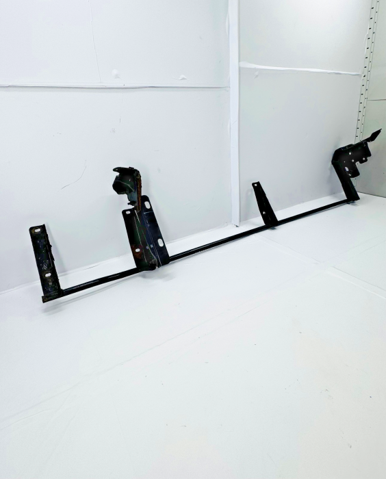 MAN TGX/TGS Cabin Roof Spoiler Bracket 81629105196 81629104272 RH Euro 5/6 Used view 5