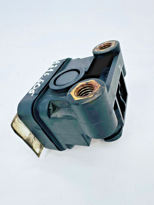 Volvo FH4/FM4 ESP Yaw Rate Sensor 12V 21167238 K020568N07 23977126 Euro 6 view 5