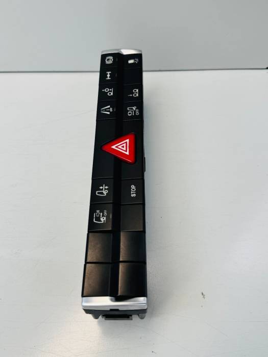 Mercedes Actros MP4 Switch Panel Hazard Button A9605400346 Euro 6 view 5