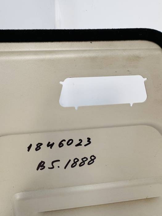 DAF XF105 Roof Hatch Sun Blind Trim 1846023 10025187A Sandy Beach Used view 5