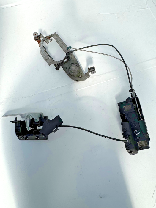 VOLVO FH/FM Door Lock Right 81971220042 84086966 84012031 Front Used view 6