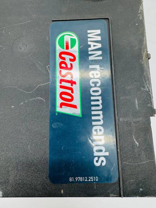 MAN TGX/TGS Engine Bay Cover Panel 81978122510 Behr 9502880 Front Euro 5/6 view 7