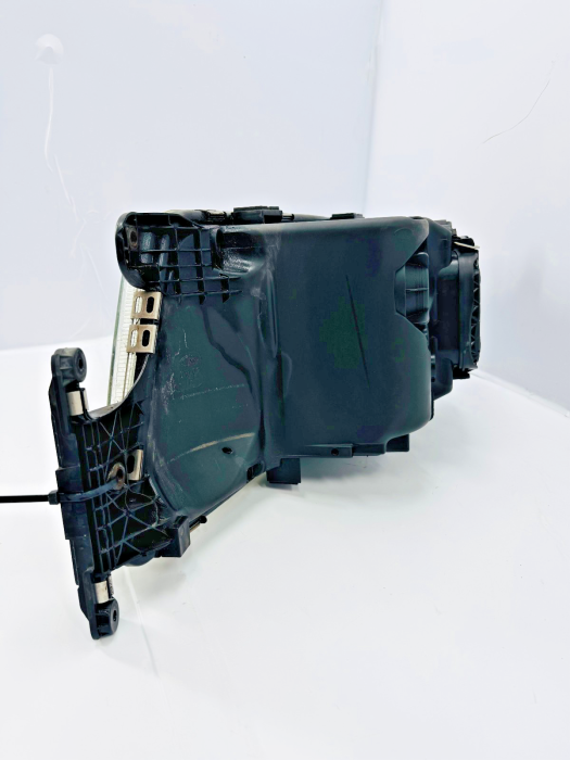 MAN TGS/TGX Headlight RH With DRL 81251016672 81251016512 81251016696 24V Euro 6 view 4