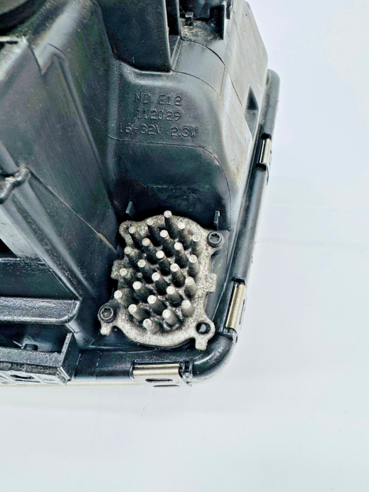 MAN TGS/TGX Headlight RH With DRL 81251016672 81251016512 81251016696 24V Euro 6 view 6