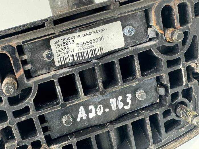 DAF XF/CF Front View Ramp Mirror & Arm 1816913 1816915 Mekra 59.5595.236H Used view 3