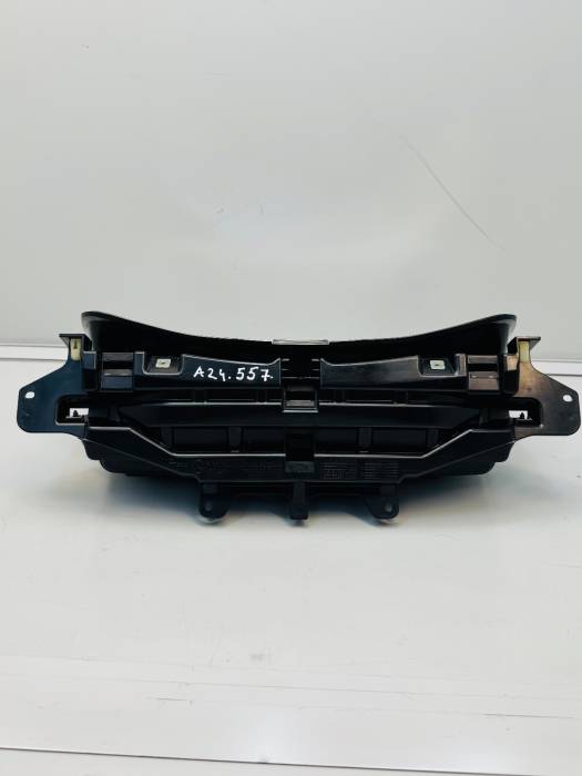 Mercedes Actros MP4 Instrument Cluster Dash A9606800334 A0084467121 KPH Used view 4