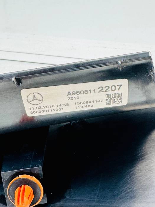 Mercedes Actros MP4 Mirror Arm Cover Left Upper Lower A9608112207 A9608112407 view 4