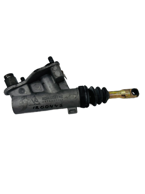 Scania P/G/R/T Clutch Master Cylinder 1800442 Kongsberg 631522AM OEM Used