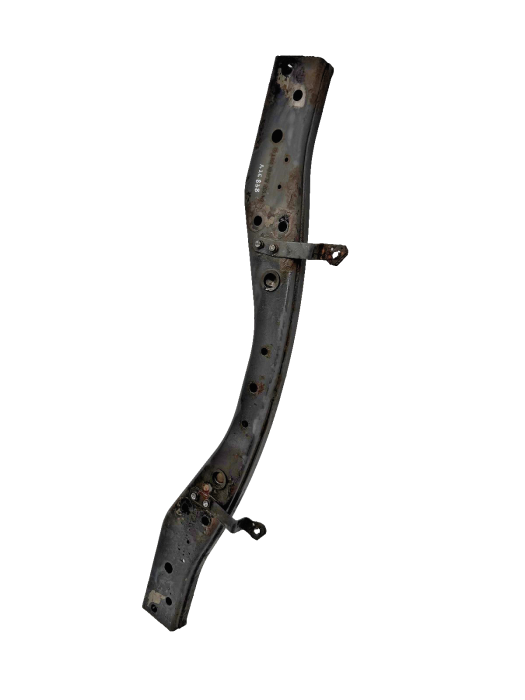 Mercedes Actros MP4 Front Frame Crossmember A9603106938 A9603102838 LH Used view 2