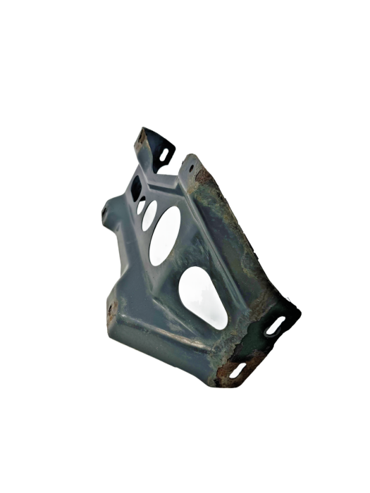 Mercedes-Benz Actros MP4 RH Mudguard Bracket A9605202473004 A9605202473 Genuine view 5