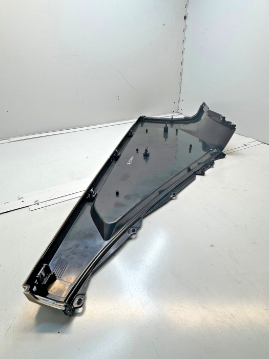 Mercedes Actros MP4 Dashboard Upper Storage Panel A9606801691 A9606807491 Beige view 5