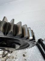 MAN TGX TGS Intermediate Timing Gear 51113063010 D2066 D2676 51113065007 Used view 6