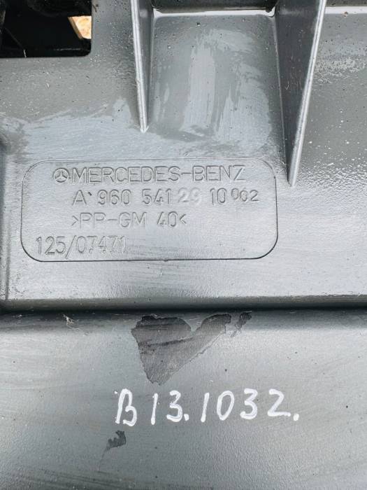 Mercedes Actros MP4/MP5 Battery Carrier Box A9605412910 A9605411810 A9605413010 view 3