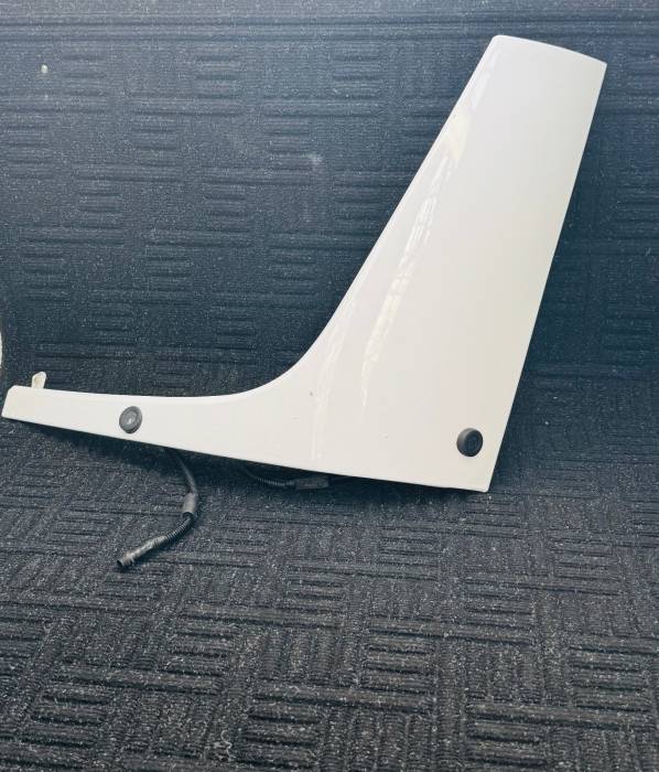 Mercedes Actros MP4 Headlamp Rim/Surround 9608823905 9608803905 LH Euro 6 Used view 6