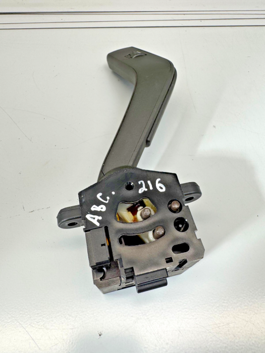 Volvo FH4/FM Euro 6 Wiper/Washer Switch 21964930 22860372 22860379 Used view 4