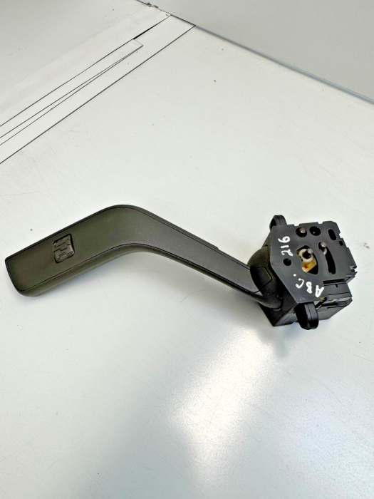 Volvo FH4/FM Euro 6 Wiper/Washer Switch 21964930 22860372 22860379 Used view 5