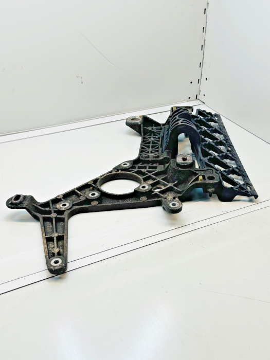 Mercedes Actros MP4 Lower Step Bracket Right A9608850845 A9608801265 Euro 6 Used view 5