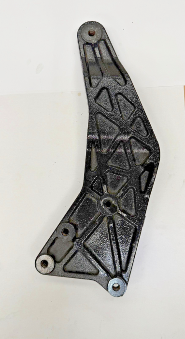 MAN TGA TGS TGX Engine Bracket 81416100980 81.41610-0980 Euro 6 Used OEM Part view 3