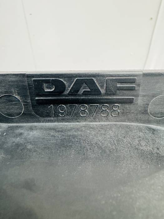 DAF XF106 Radiator Fan Shroud 1978788 1813199 1943906 Front Euro 6 Used view 4