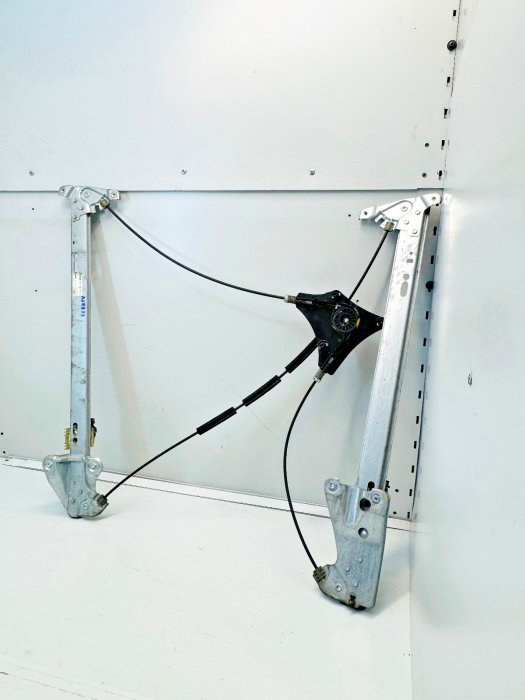 Mercedes Actros MP4 LH Front Window Regulator Mechanism A9607201146 Euro 6 Used view 5