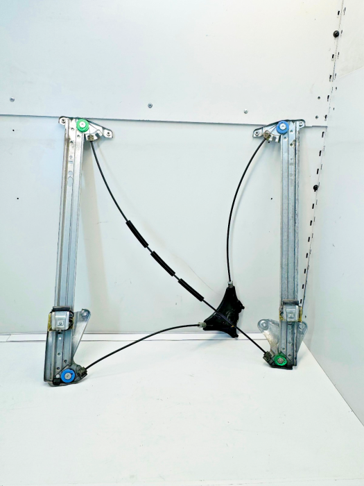 Mercedes Actros MP4 LH Front Window Regulator Mechanism A9607201146 Euro 6 Used view 6