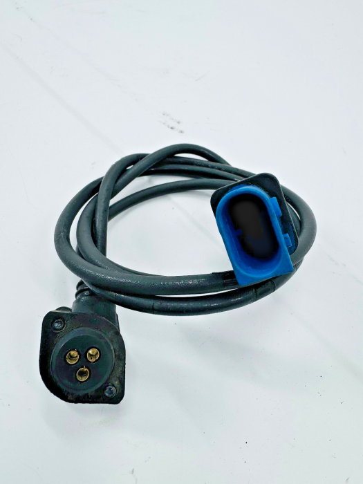 Mercedes Actros/Arocs Brake Pad Wear Sensor Cable A0015405336 RH Rear Euro 6 view 3