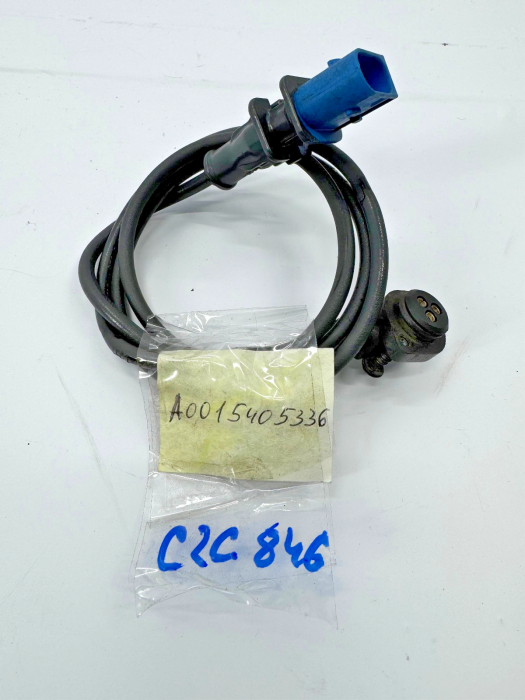Mercedes Actros/Arocs Brake Pad Wear Sensor Cable A0015405336 RH Rear Euro 6 view 6