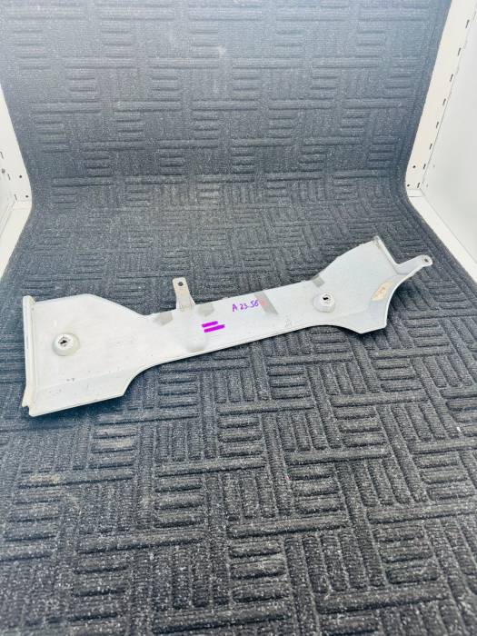 Mercedes Actros MP4/MP5 Bumper End Cover 9608856874 1105.96505 LH White Used view 5