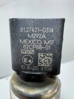 MAN TGX/TGS A/C High Pressure Pipe + Sensor 81274210314 81.27421-0314 Used view 2