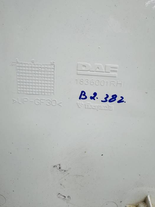 DAF XF106 Rear Cab Fairing 1836001 2182155 2182303 RH Right Side Euro 6 Used view 6