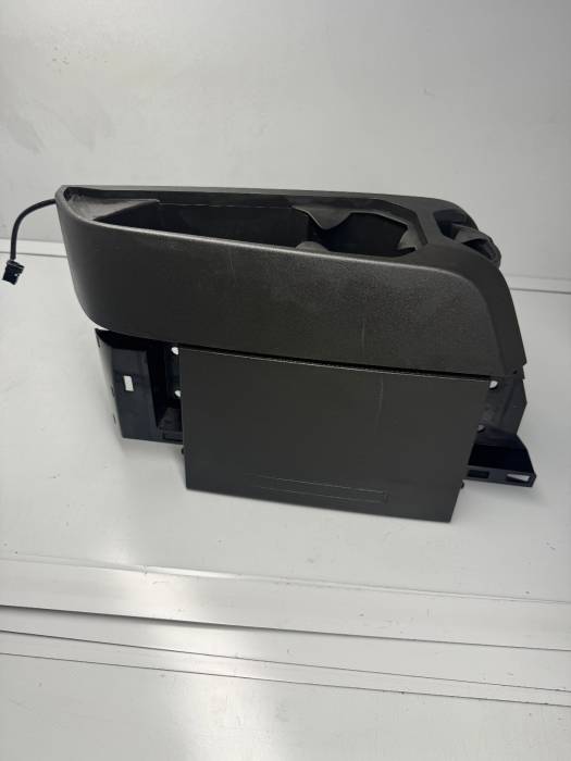 Volvo FH4 Dashboard Drawer & Cup Holder 82247442 RHD Euro 6 Used Other Interior Other Interior