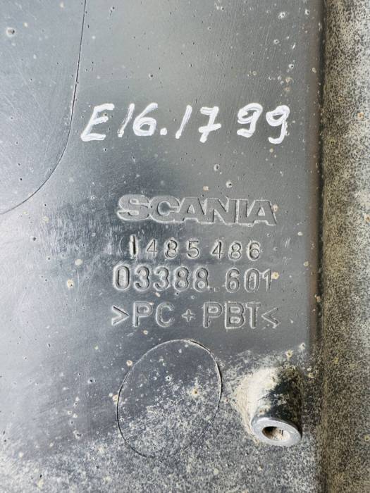 Scania P/G/R/T Front RH/Rear LH Mudguard 1485486 1408466 1335392 OEM Used view 8