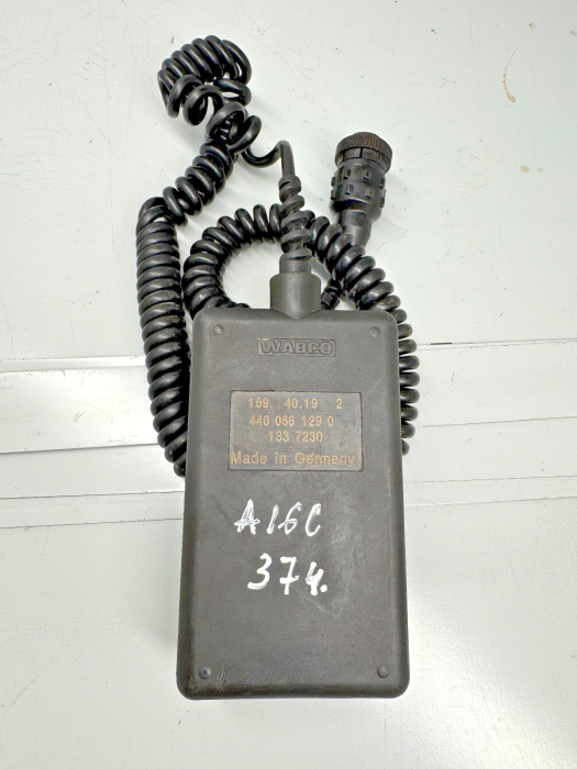 DAF CF/XF/LF ECAS Air Suspension Remote Control 4460561290 1337230 24V Used view 3