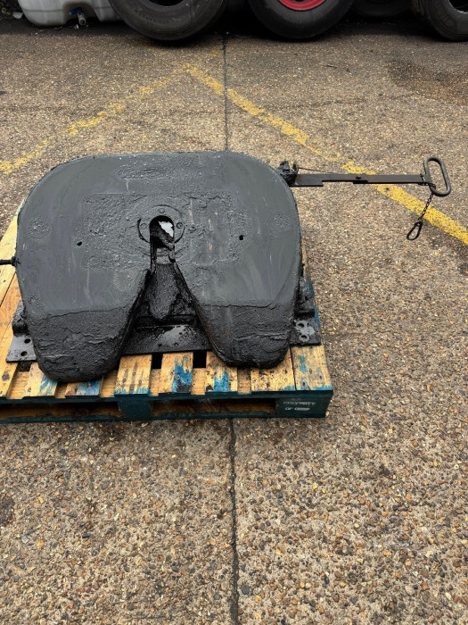 DAF XF/CF Jost Sliding Fifth Wheel Coupling & Mount Plate DMP40 1977835 Used