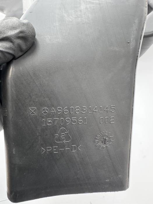 Mercedes Actros MP4 Cabin Heater Air Duct Set A9608301544 A9608301344 LH/RH Used view 6